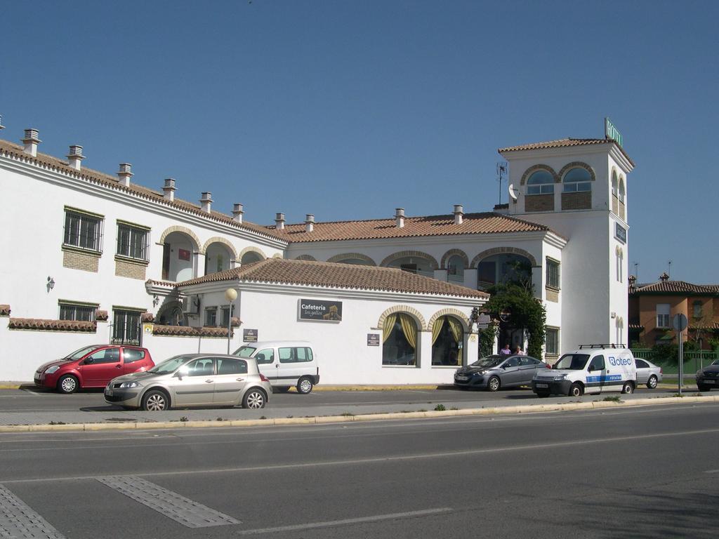 Hotel Cortijo Los Gallos Chiclana de la Frontera Exterior foto