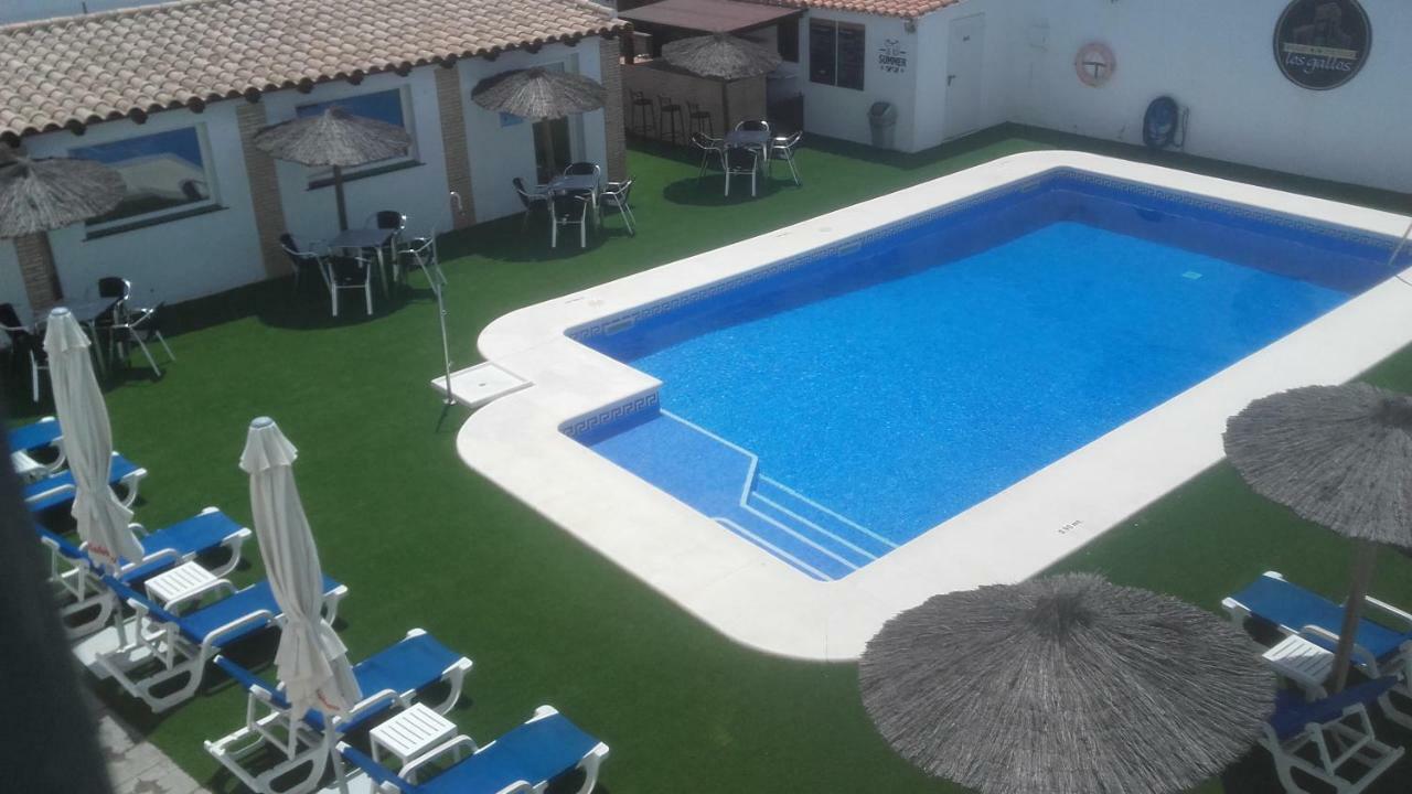 Hotel Cortijo Los Gallos Chiclana de la Frontera Exterior foto